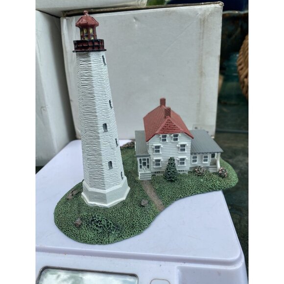 Danbury Mint Sandy Hook Lighthouse 1993 Sculpture Decoration - Picture 6 of 7
